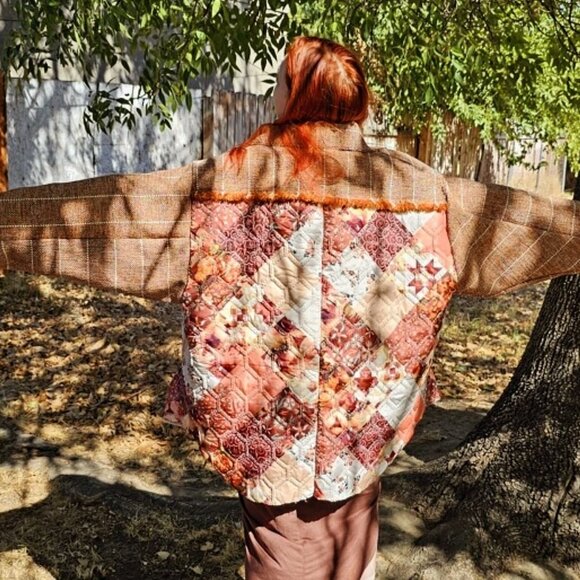 Quilt pattern jacket - Picture 4 of 13